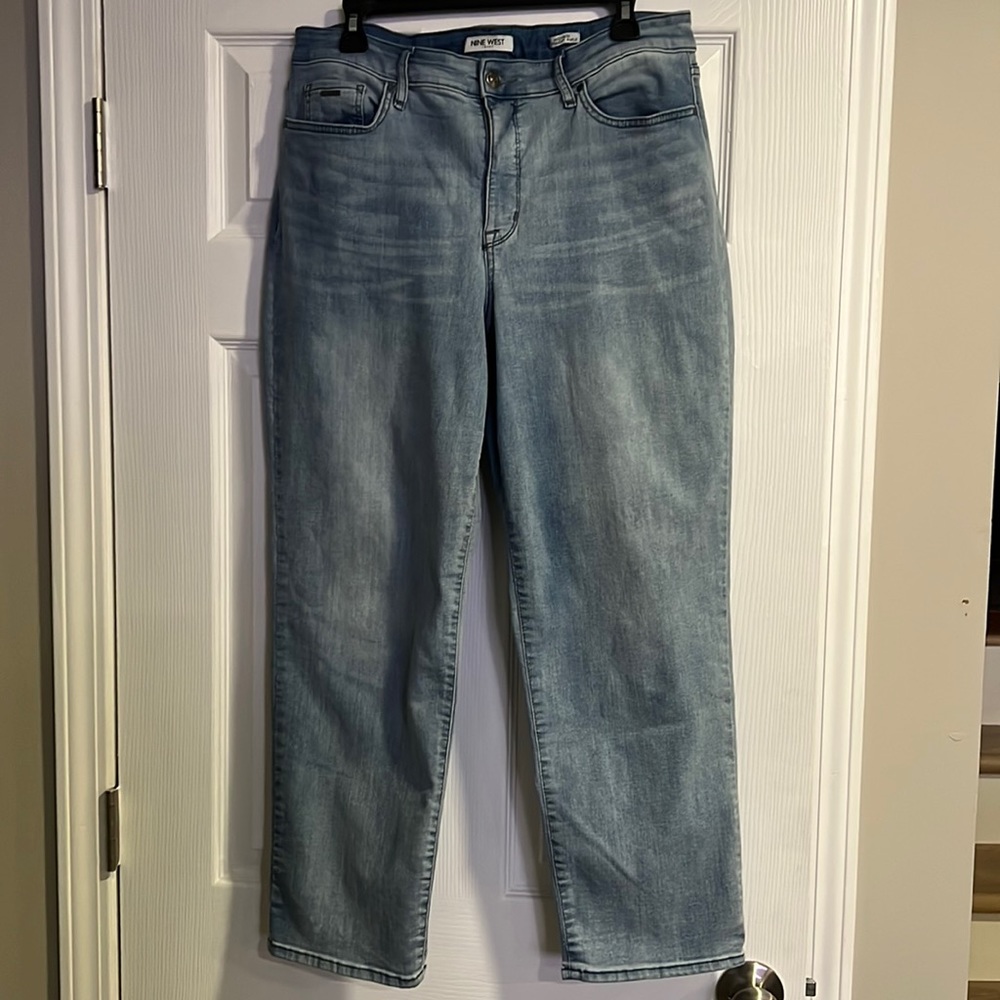 Nine West High Rise Straight Ankle Jeans Size 14 Light Wash. Like New